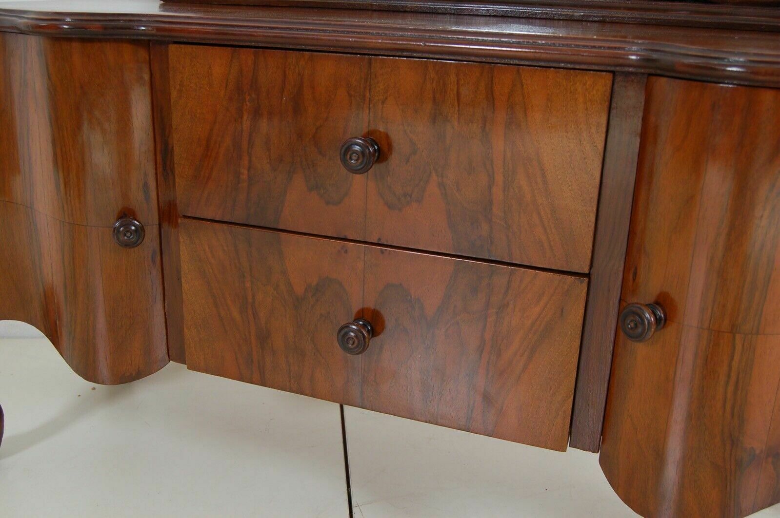 Chippendale Petineuse In Briar With Large Mirror, Two Doors, Two Drawers photo buy