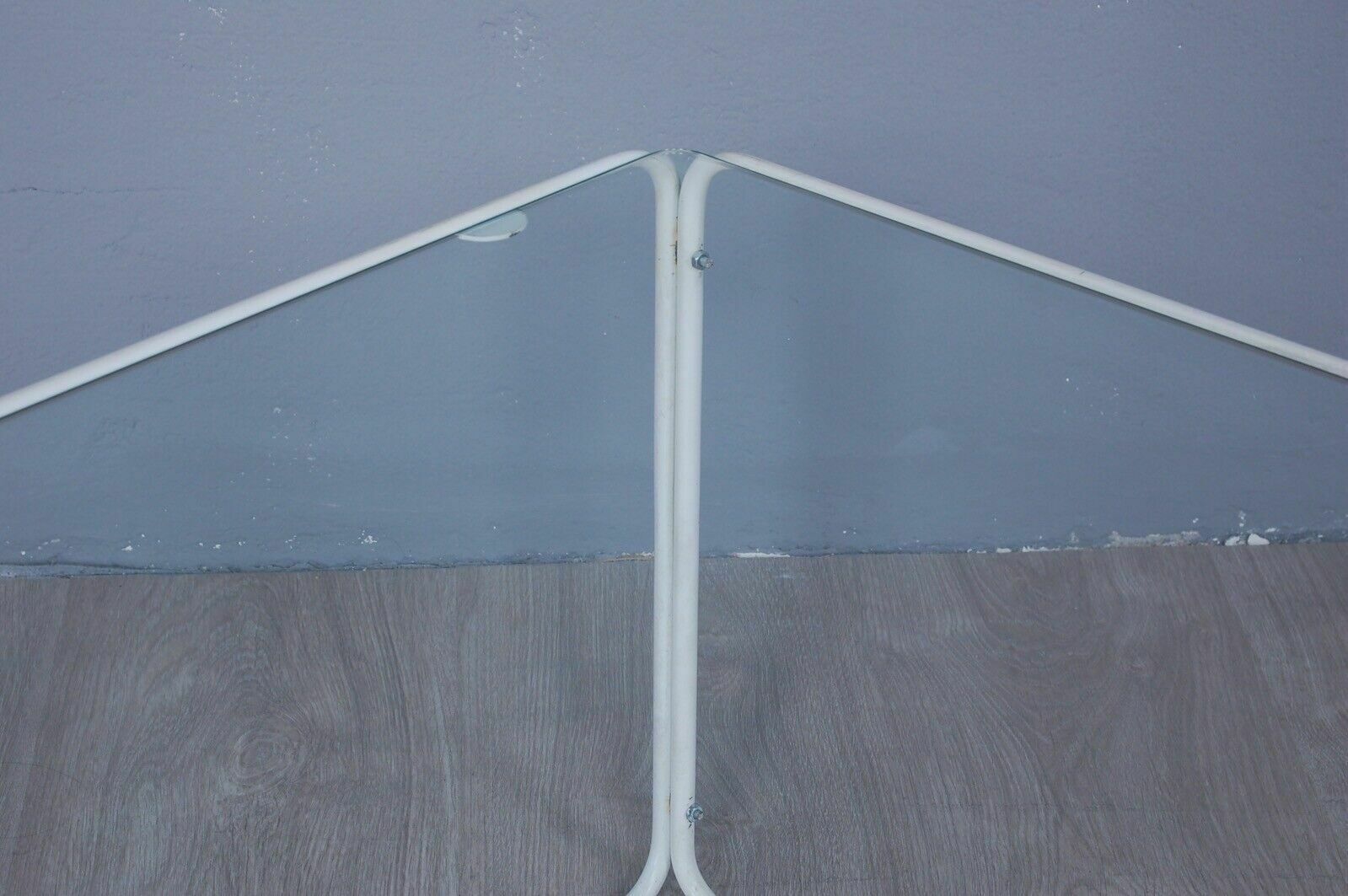 photo vinterior Coffee Table Coffee Table 70s Design Tubular White And Glass