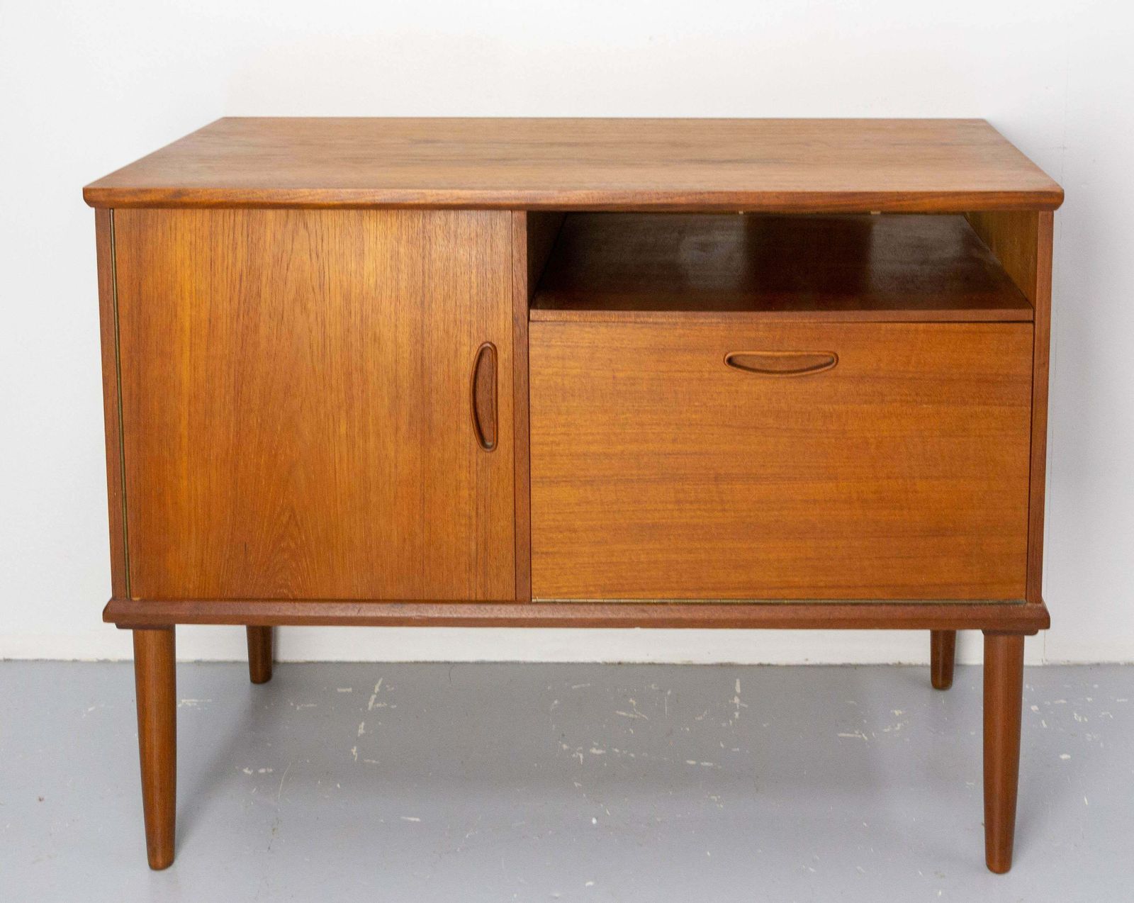 Danish Side Or Hi Fi Cabinet, Teck, Typical Of The 1950s, Midcentury photo vintage