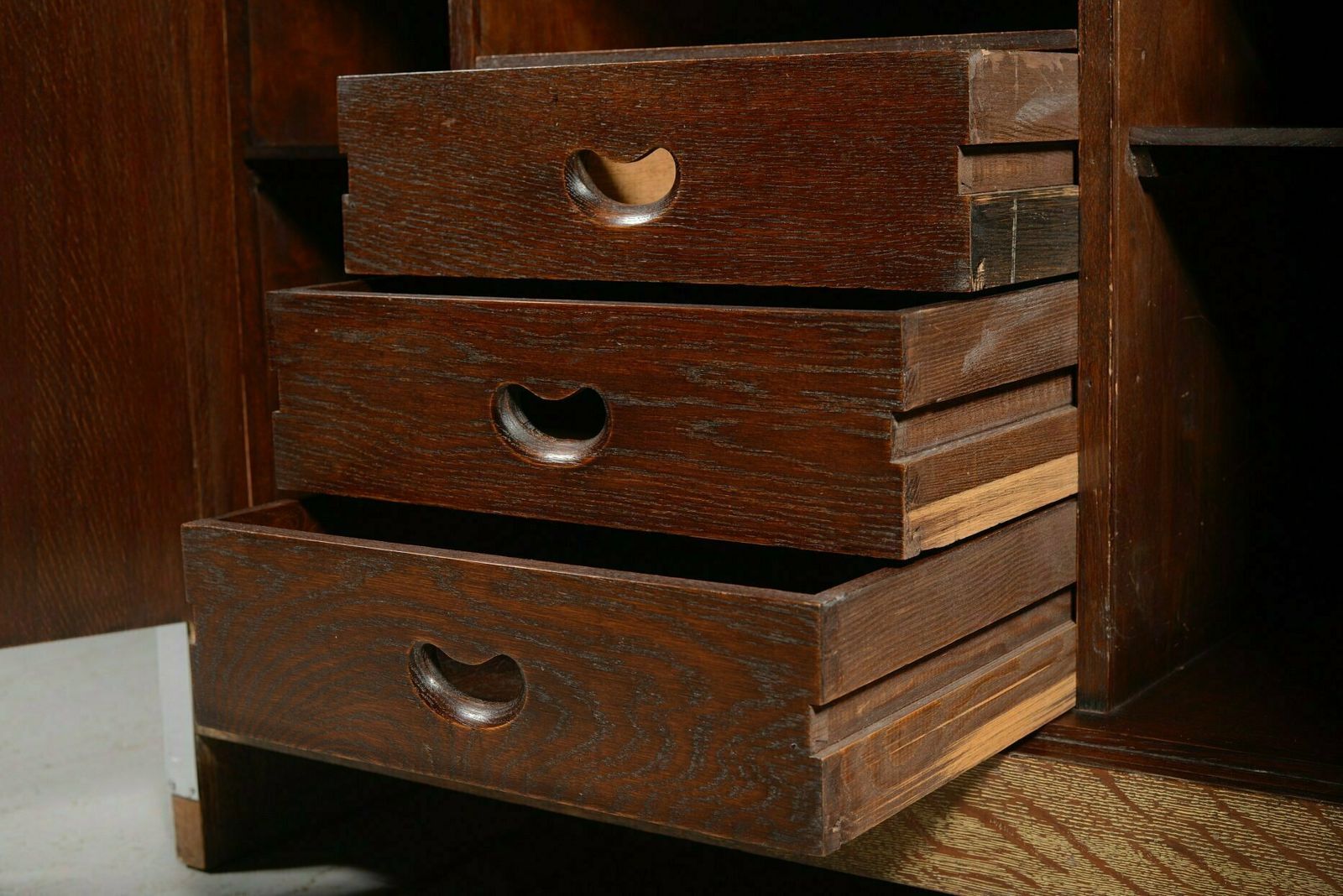An Art Deco Limed Oak Cocktail Cabinet   C.1930 photo 540.0