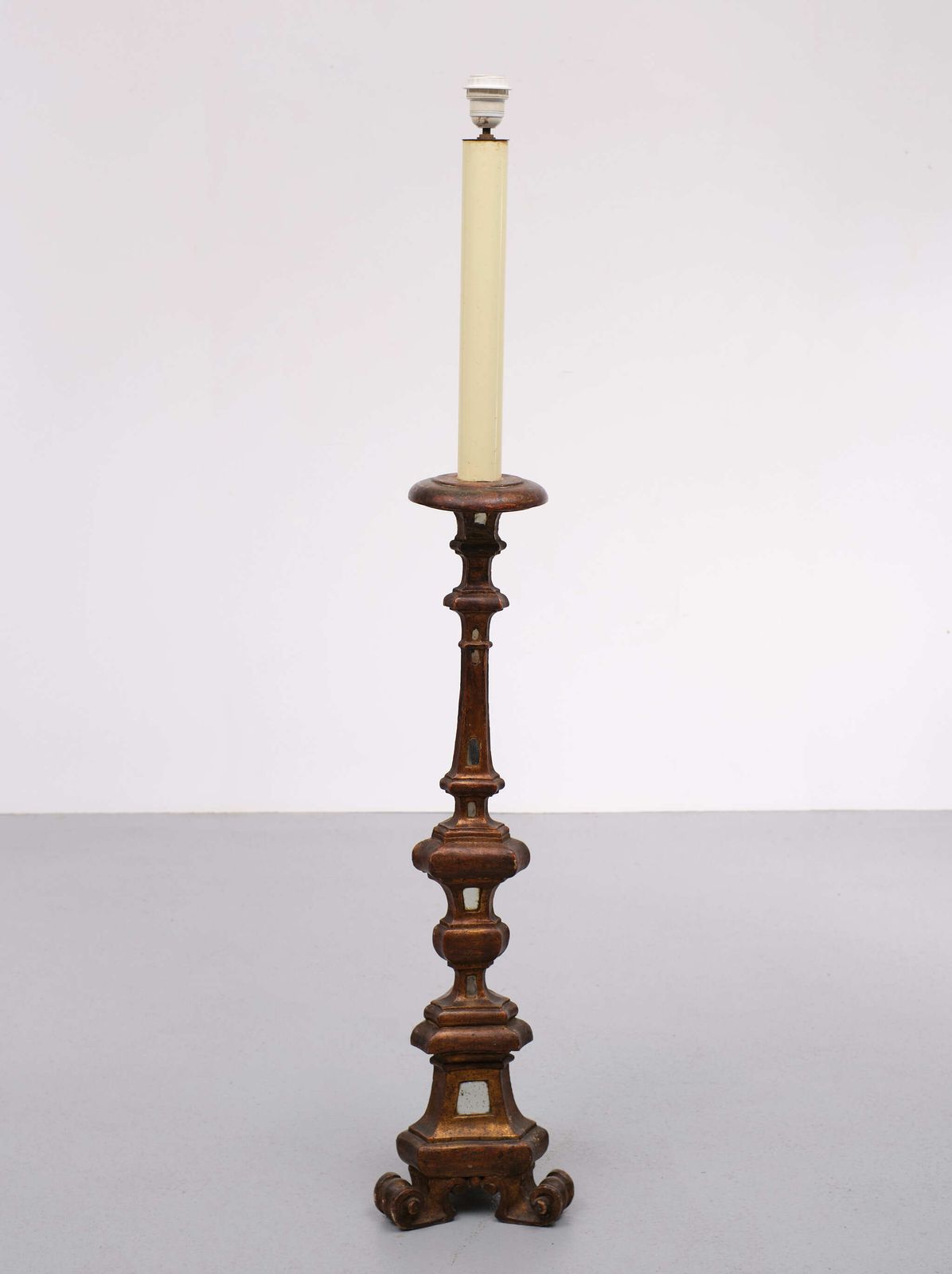 Italiaanse Rococo Vloerlamp In Verguld Hout, Ca. Jaren 1950 photo vinterior