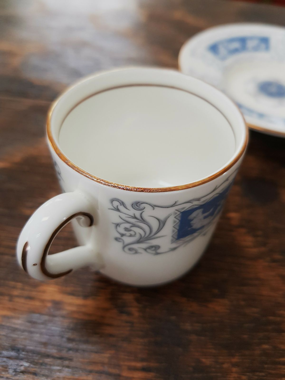 Set Of 8 X 1960's Espresso Cups & Saucers By Coalport photo for sale