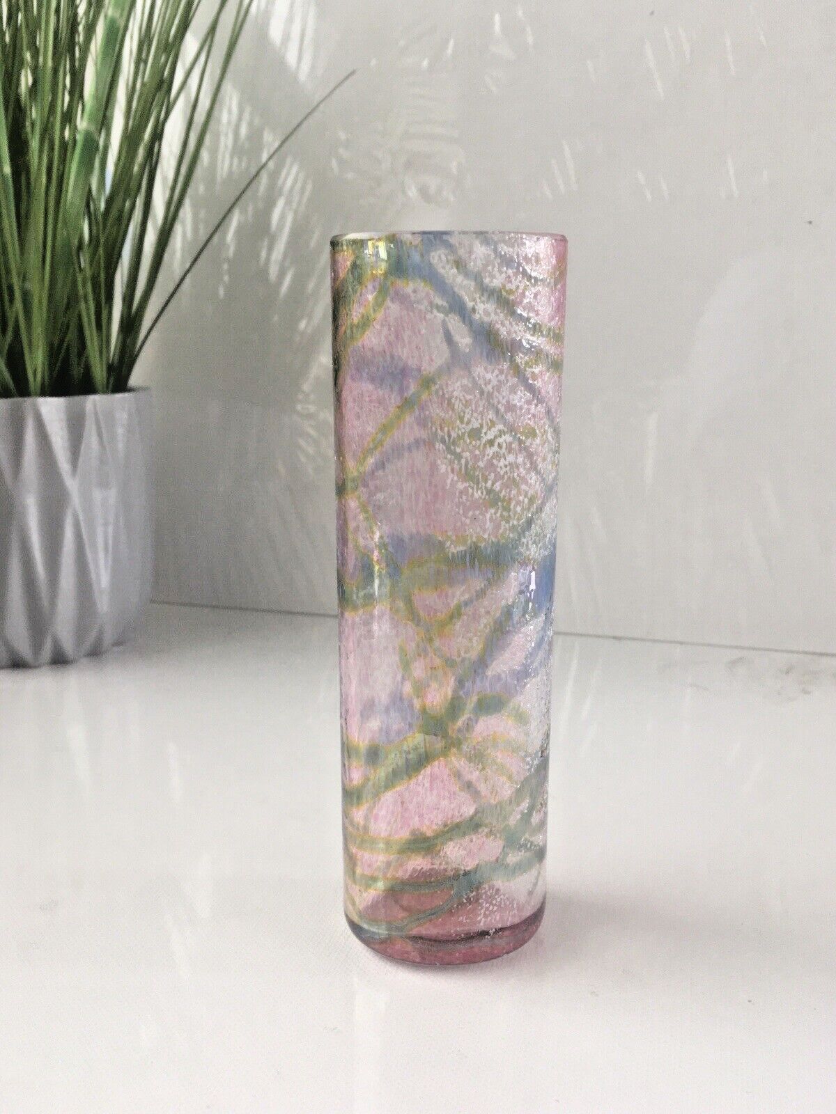 Beautiful Okra Coral Speckled Abstract Web Studio Glass Bud Vase Richard Golding