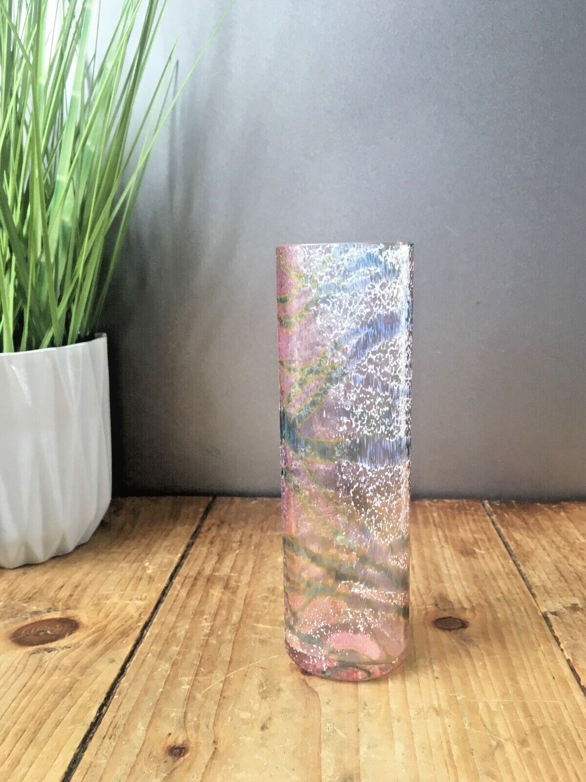 Beautiful Okra Coral Speckled Abstract Web Studio Glass Bud Vase Richard Golding photo Home Decor