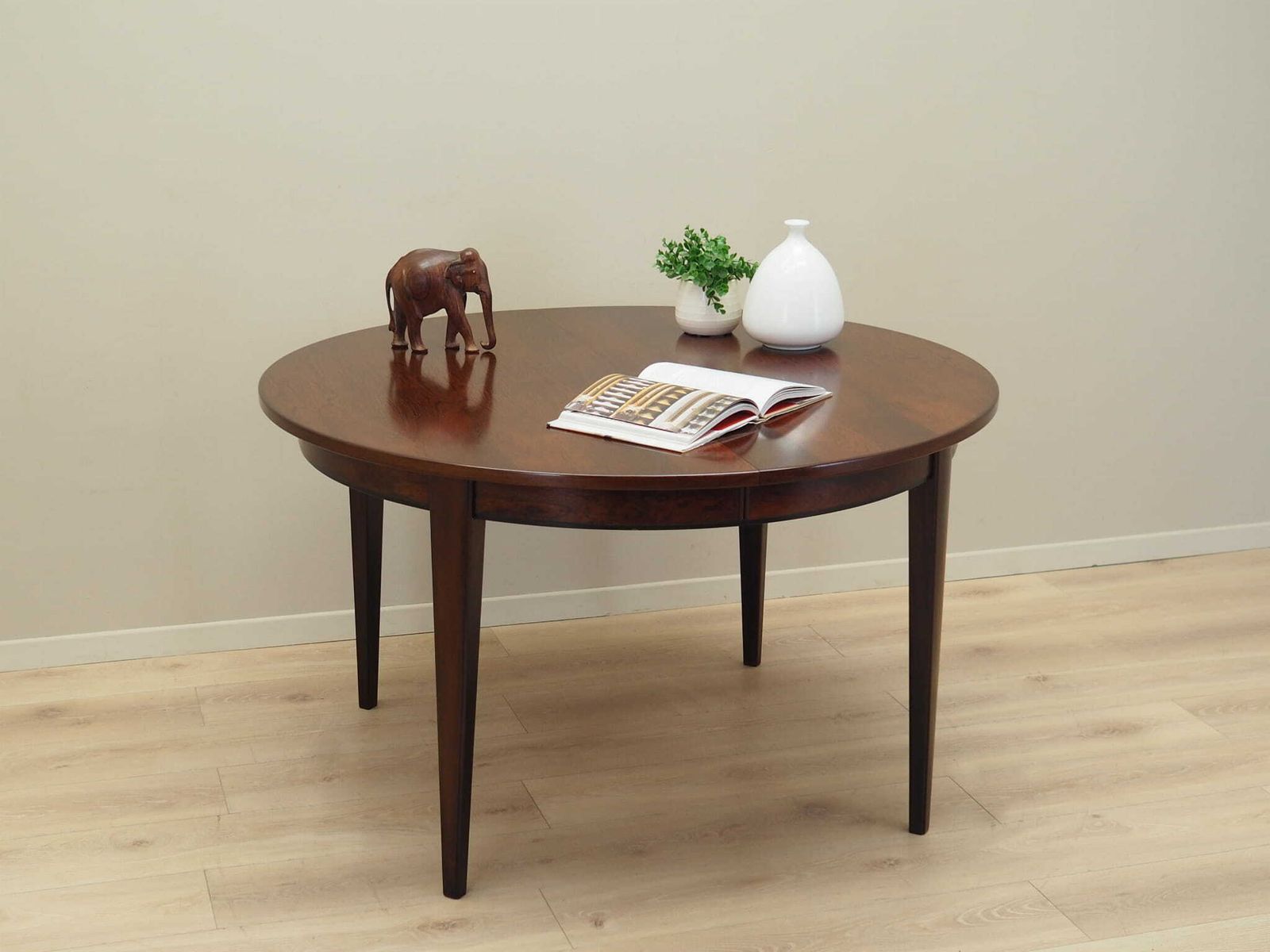 Round Vintage Table, Danish Design, 1970s, Manufacturer: Omann Jun photo Furniture