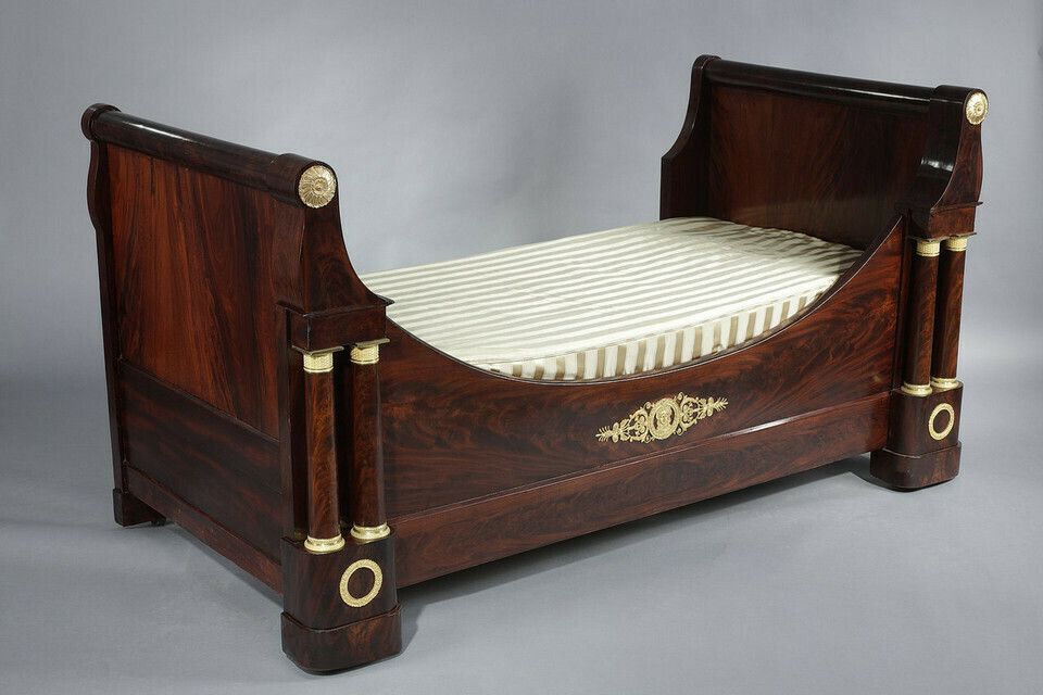 Restoration Period Mahogany And Gilt Bronze Sofa Bed, 19th Century photo 4577.0