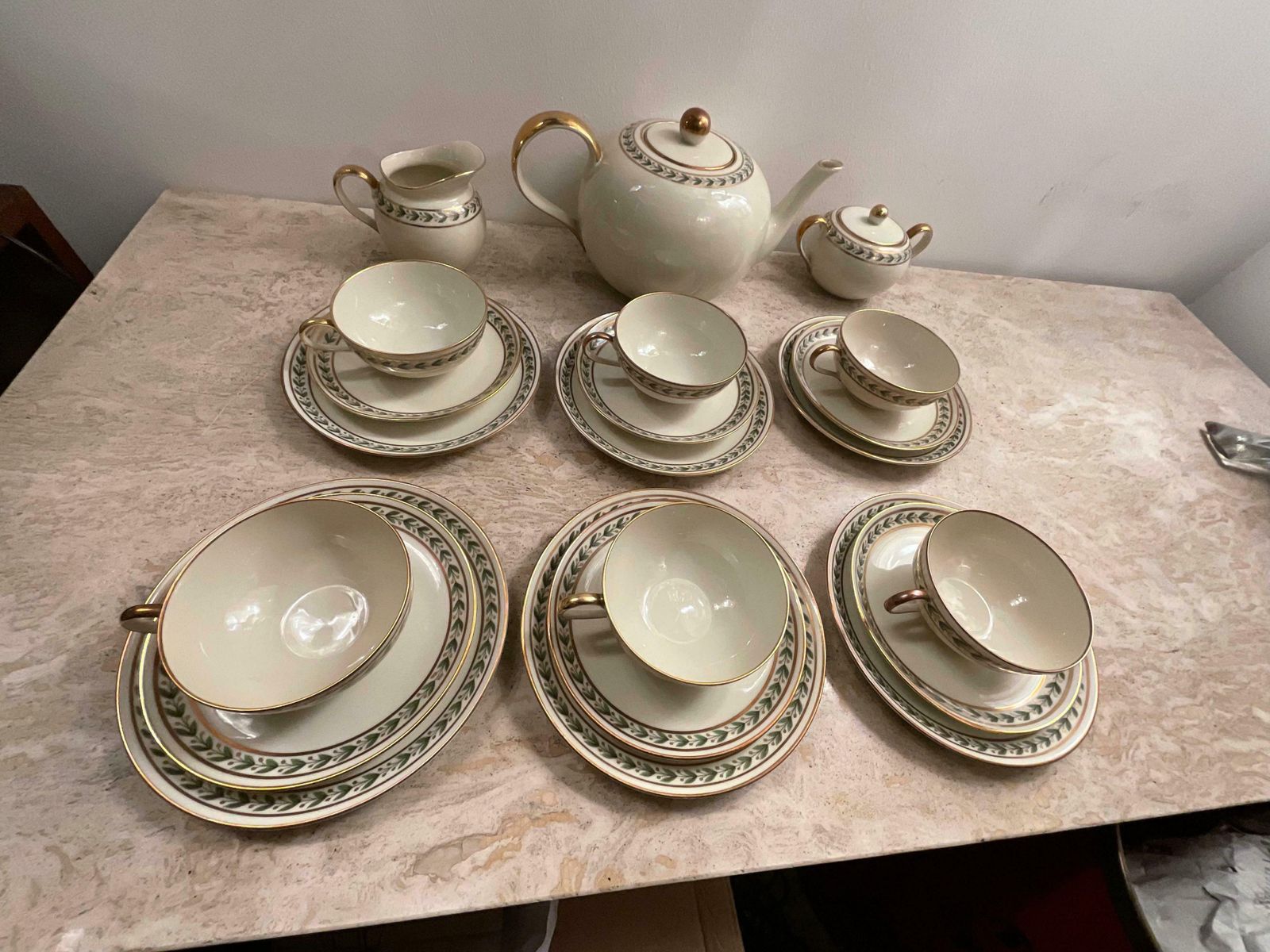 photo buy Gio Ponti   Tea For 6 With Sweet Plates, In Porcelain Richard Ginori Year 1939