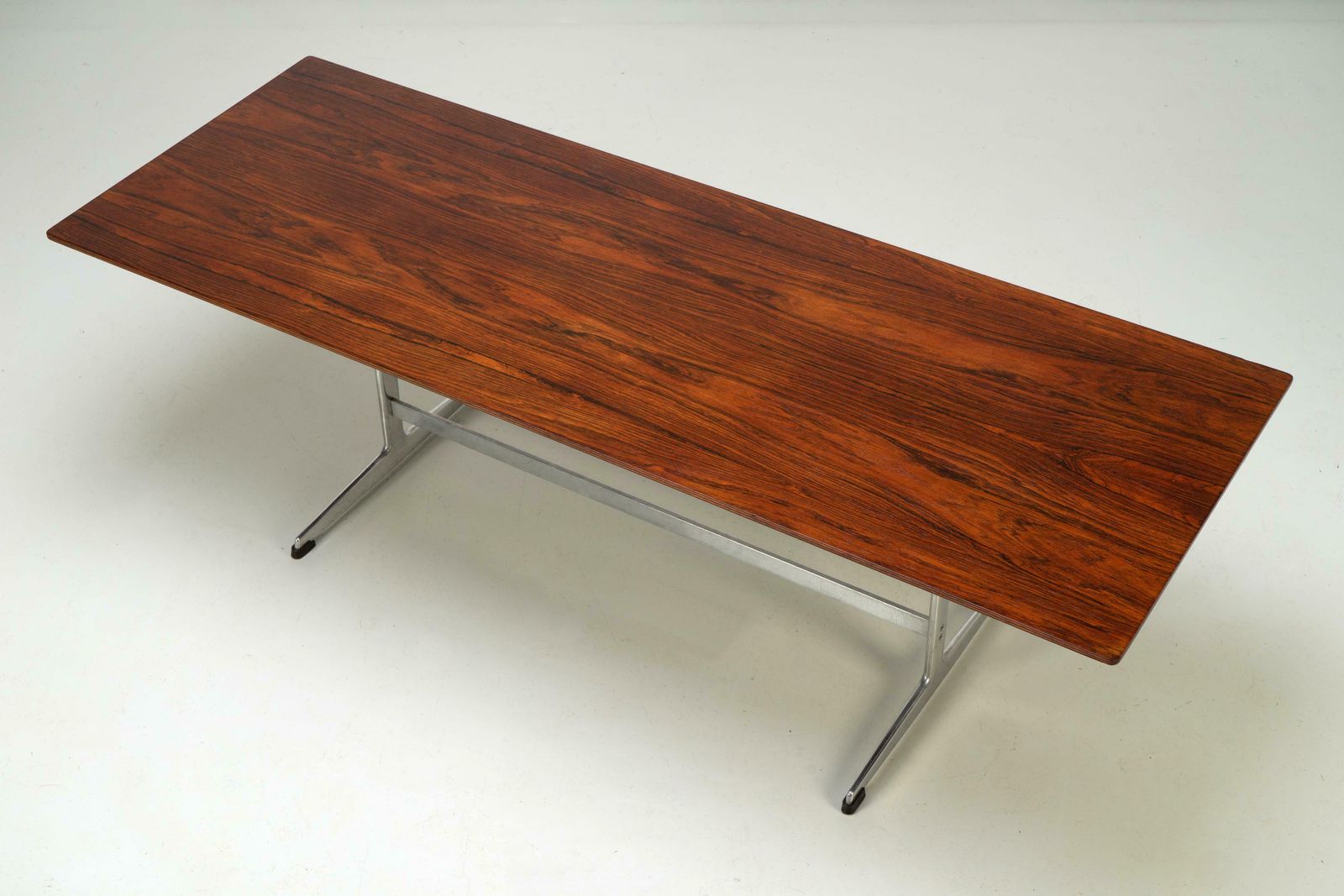 Danish Modern Rosewood Coffee Table By Arne Jacobsen For Fritz Hansen, 1960s photo for sale