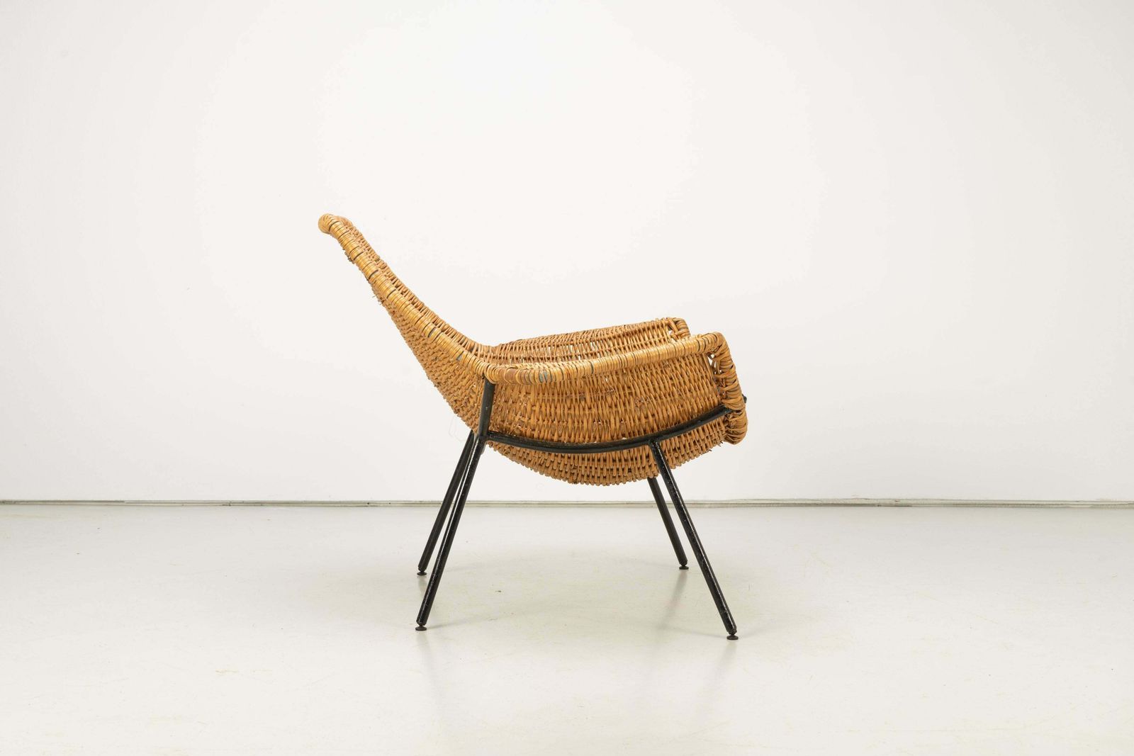 Mid Century Modern Rattan Lounge Chair By Giancarlo De Carlo, Italy, 1954 photo vinterior