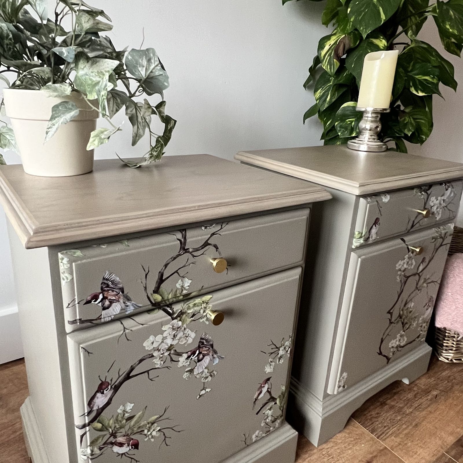 Sage Bedside Tables photo vinterior