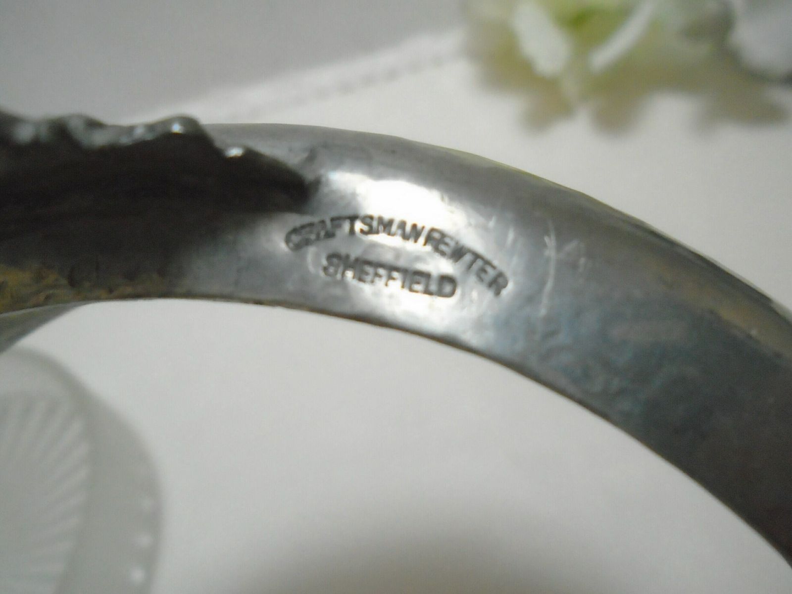 Antique English Craftsman Pewter Bottle Holder, Wine Bottle Coaster, Hammered Pewter Gift, Condiment Server photo vinterior