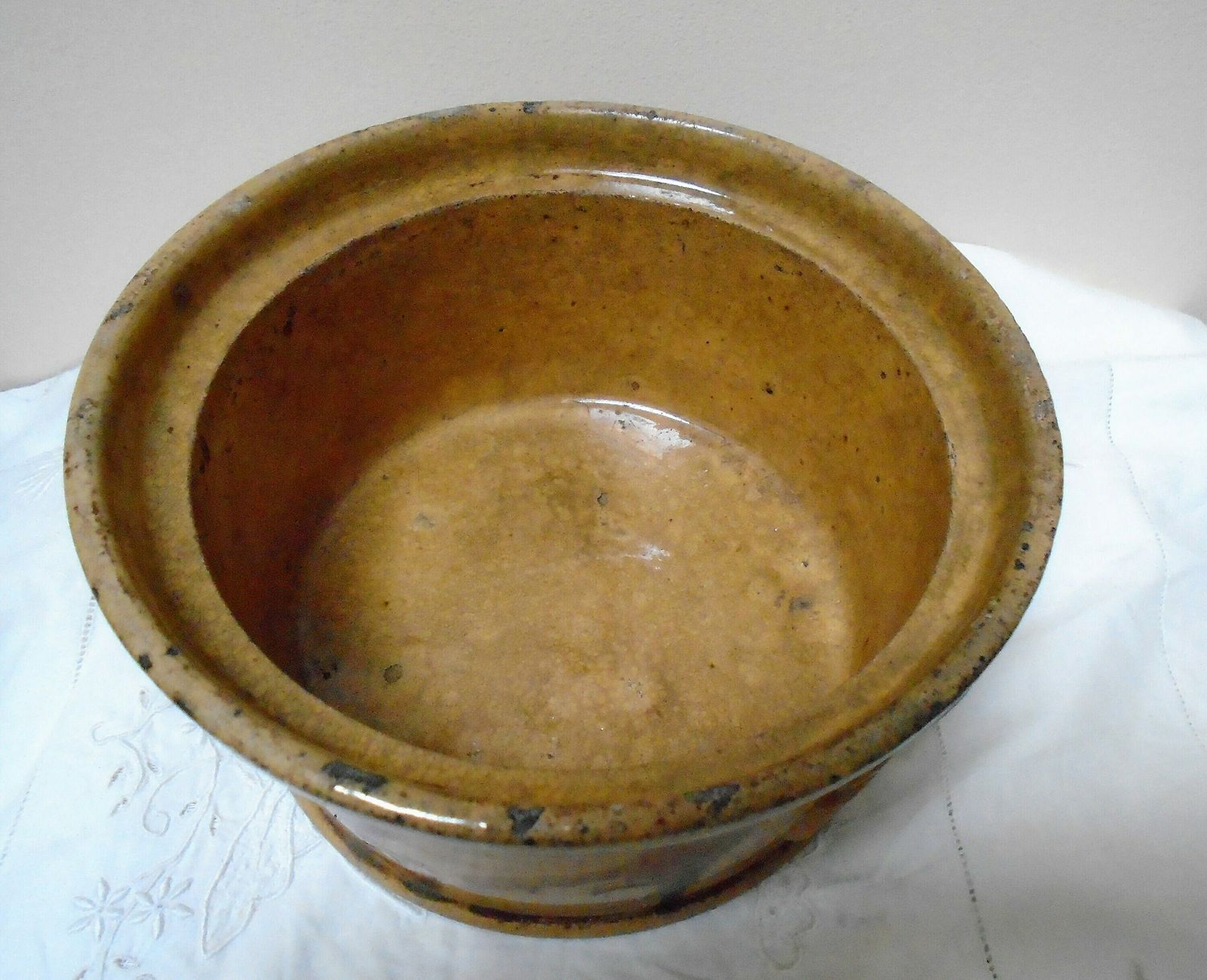 Antique 1900 French Round Stoneware Terrine, Rillettes Terrine, Flower Pot, Rustic Farmhouse Pot, Round Stone Dish photo for sale
