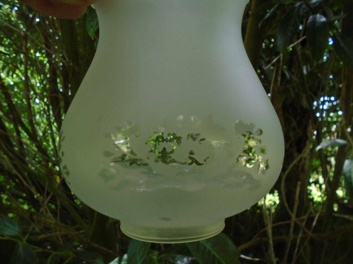 Vintage French Ceiling Light Fitting, Made Of Brass, Porcelain And Glass, 1950s photo vinterior
