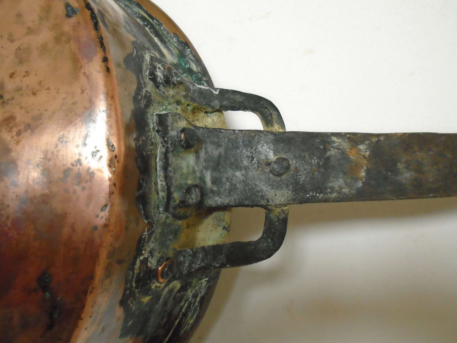Antique French Hand Forged Solid Copper And Iron Skillet / Frying Pan / 9" Rolled Edges, Farmhouse Copper Decoration photo Home Decor