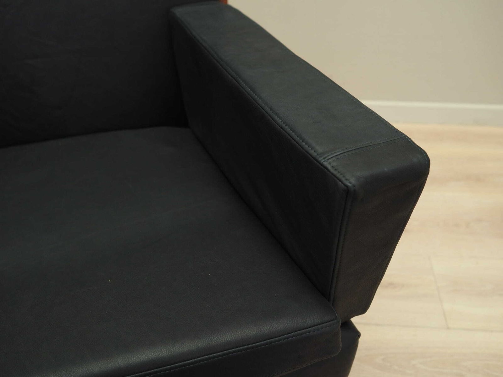 photo vinterior Office Leather Armchair, Danish Design, 1970s, Production: Denmark