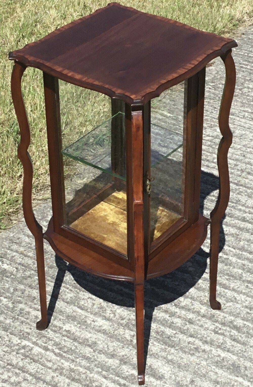 Superb Arts & Crafts Inlaid Bijouterie Cabinet photo vinterior