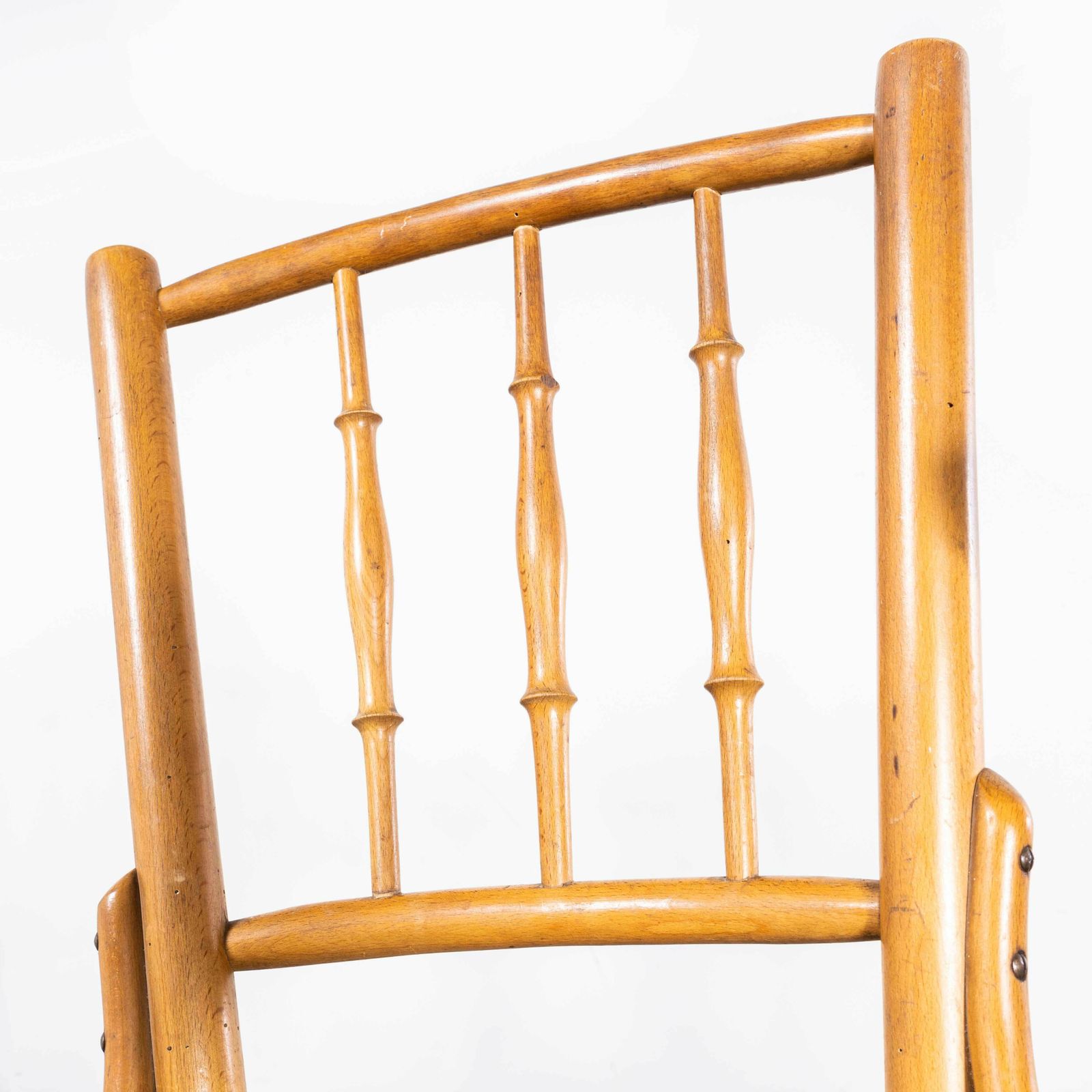 photo furniture 1950’s Bentwood Debrecen Blonde Dining Chairs – Set Of Six