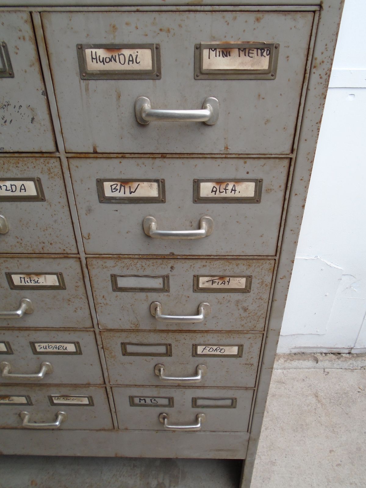 A Large Heavy 1930s Art Deco Original Metal 15 Drawer Chest Of Drawers photo buy