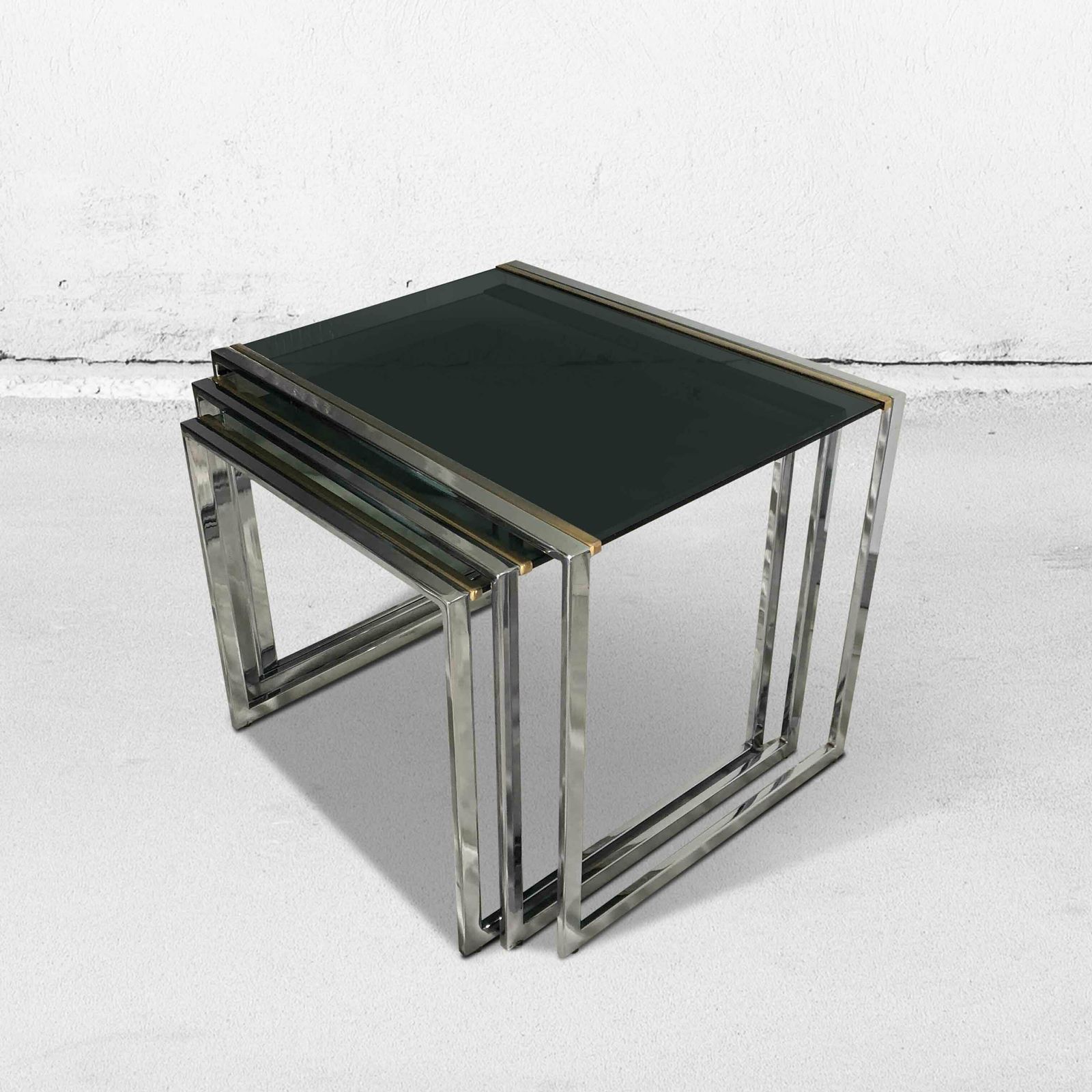 photo furniture Coffee Tables Regency Style, 1970s