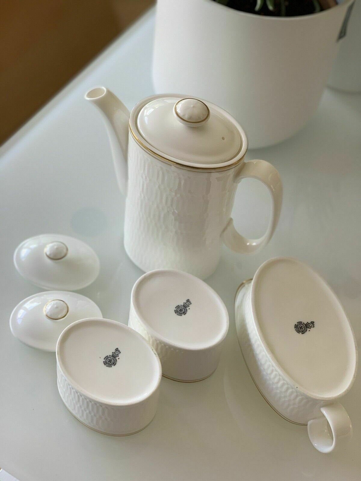 Antique Royal Doulton Coffee Pot, 3 Cups & Saucers, 2 Lidded Pots & Gravy Boat photo vintage