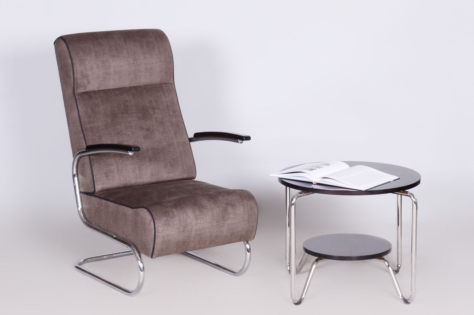 Bauhaus Armchair By Mücke Melder, Restored, New Upholstery, High Quality Fabric, Czechia, 1930s photo vintage