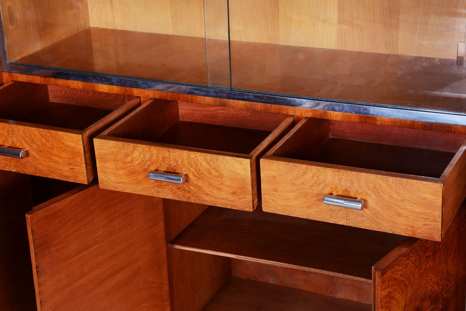photo vinterior Restored Walnut Bauhaus Sideboard By Robert Slezak, Chrome Plated Steel, Czechia, 1930s