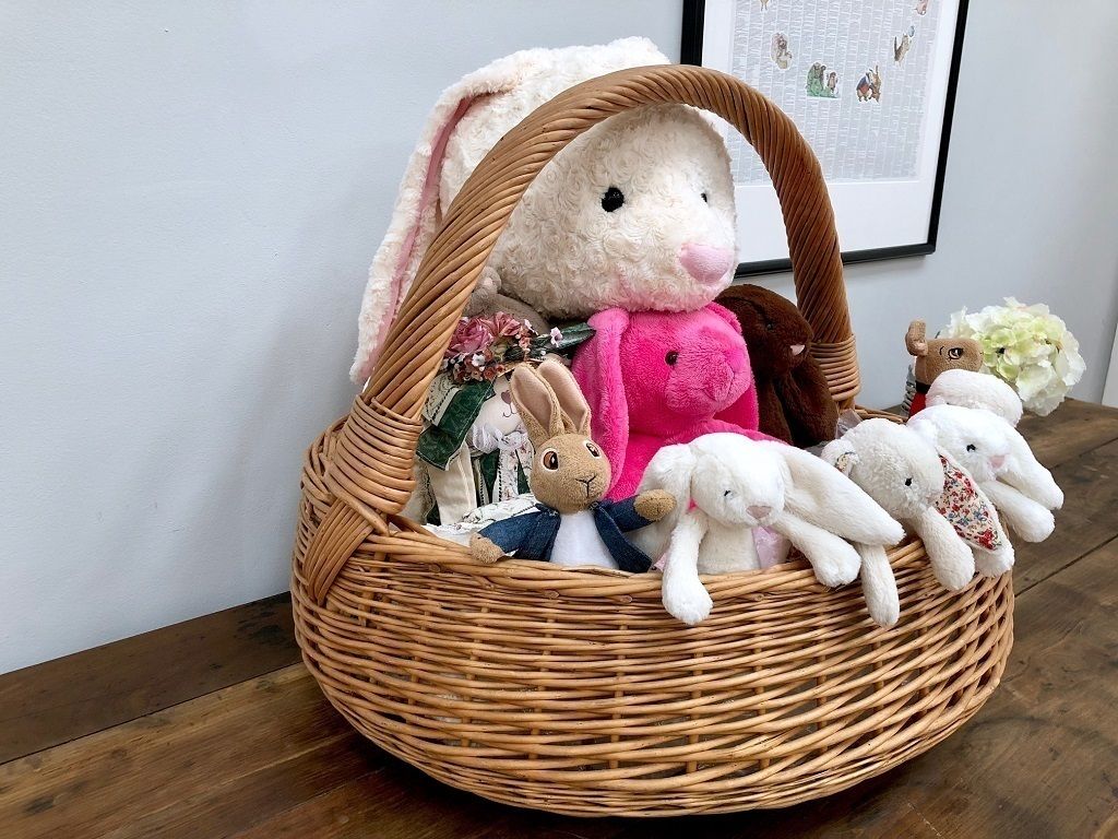 Large Round Vintage Wicker Basket (65cm Diameter) photo for sale
