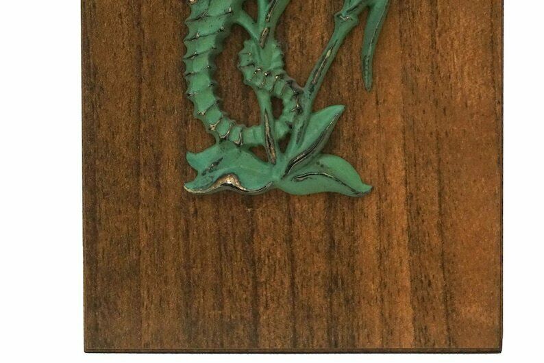 Seahorse Figurine Wall Hanging Plaque, Mid Century Brass Coastal Art And Beach House Decor photo vinterior