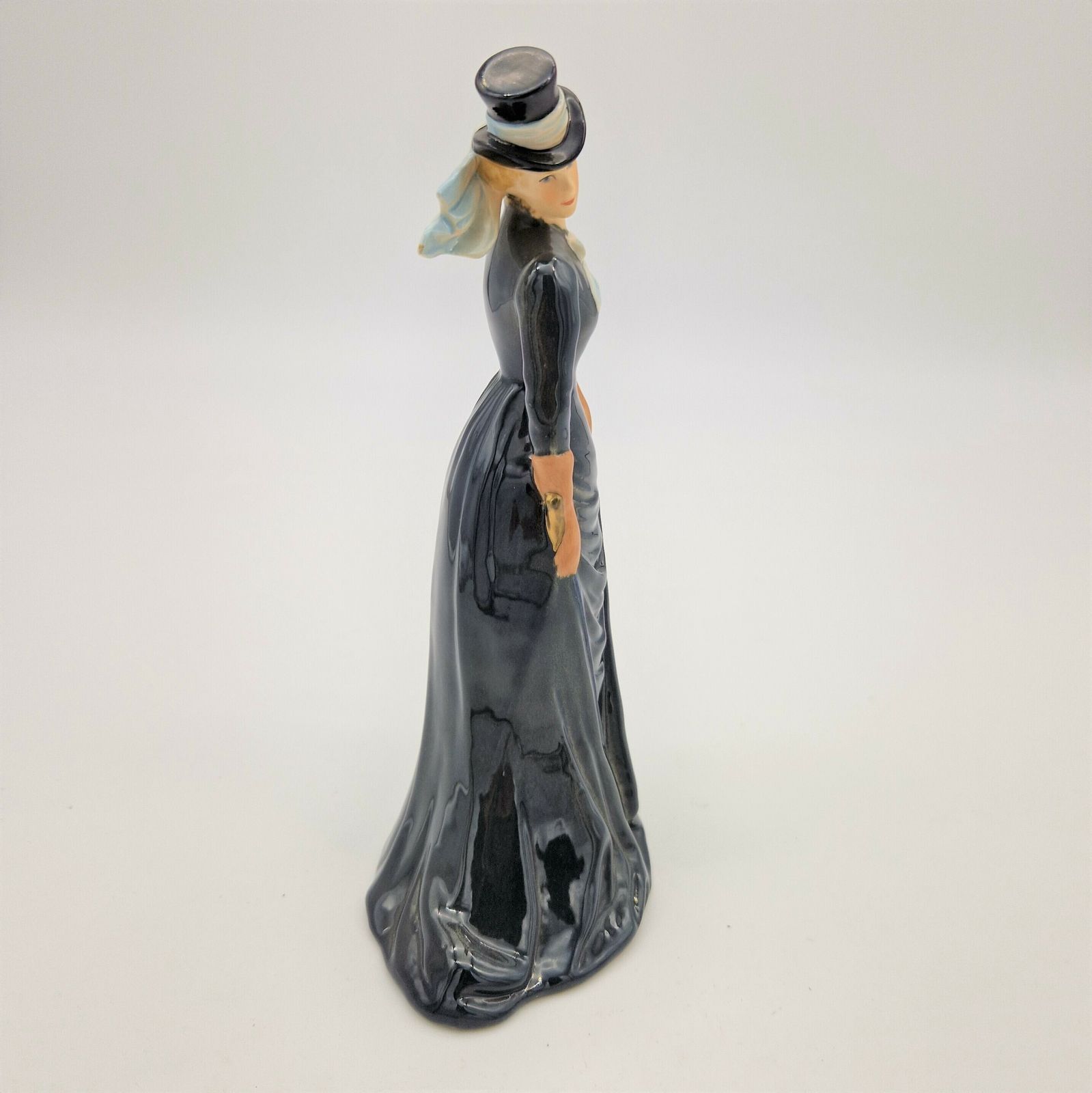 Porcelain Figure "Equestrian" By Göbel. 1970   1974 photo for sale