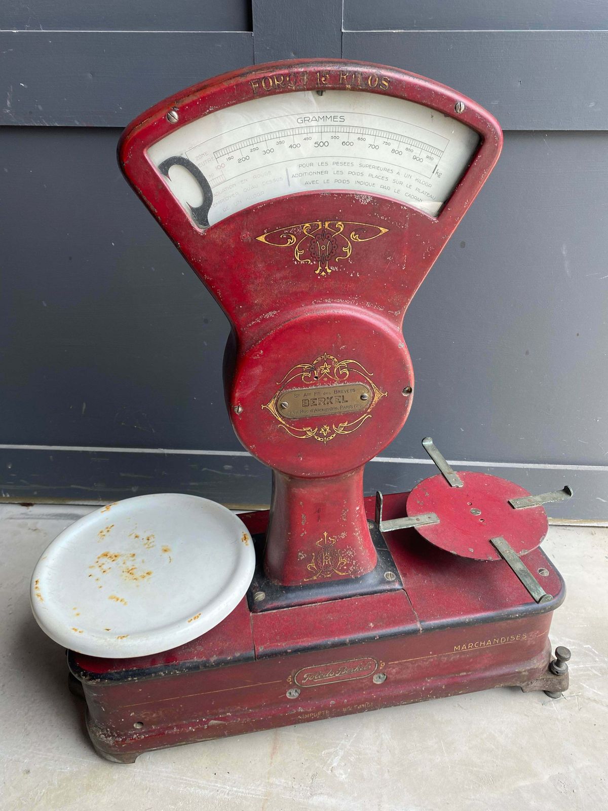 Home Decor Berkel Weighing Scales, 1920s, Vintage photo