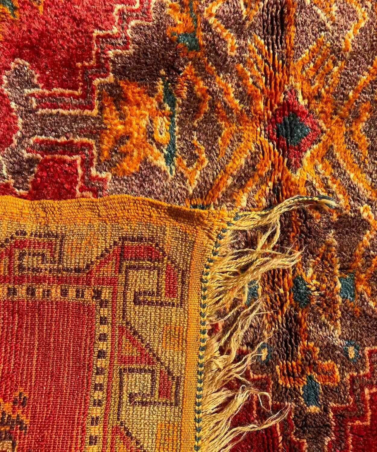 1980's. Vintage Handmade Moroccan Taznakht Rug, 205/115cm, Low Pile photo Textiles
