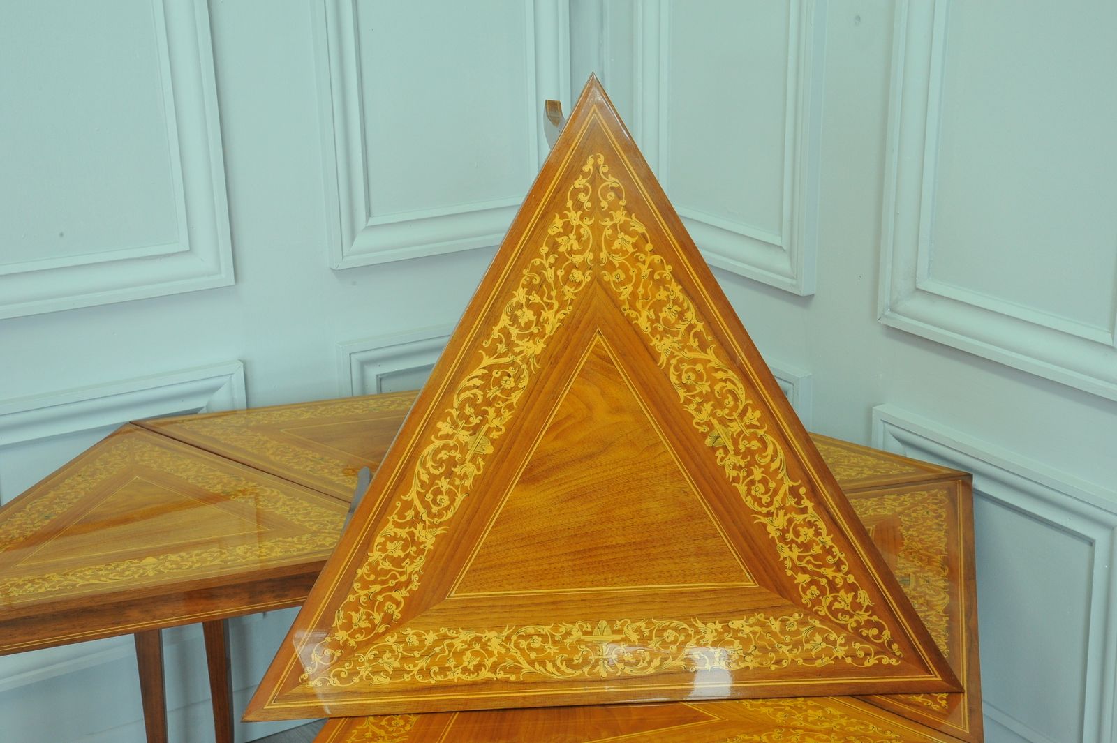 A Rare Set Of Italian Sorrento Inlaid Tables photo Furniture