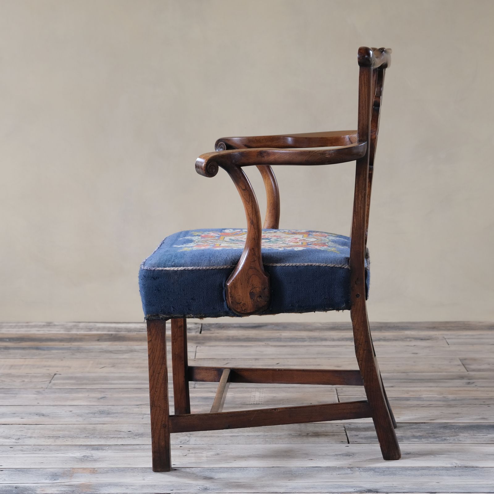 Furniture Chippendale 18th Century Georgian Elm Armchair photo