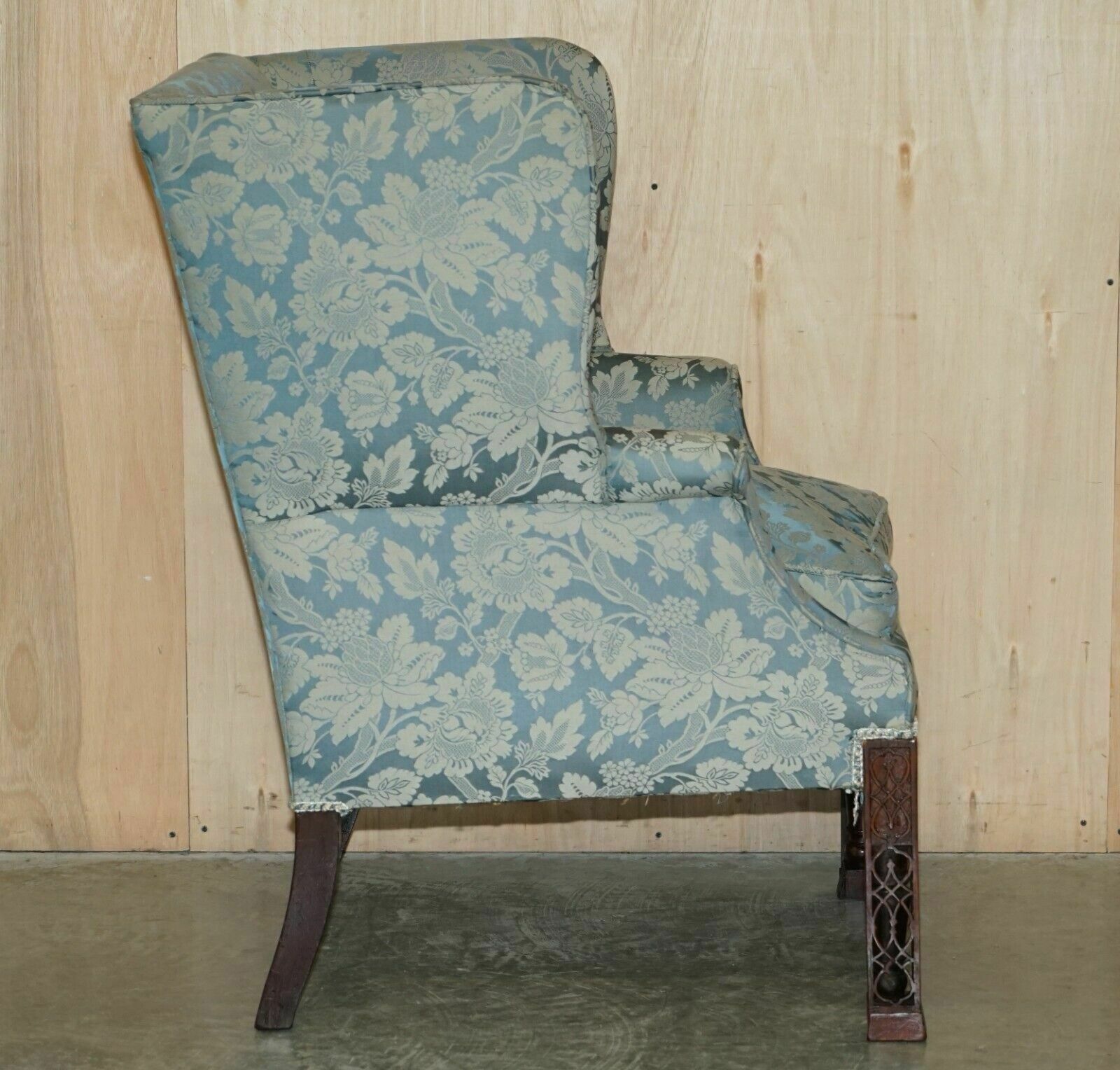 photo buy Important Antique Circa 1820 Thomas Chippendale Hand Carved Wingback Armchair