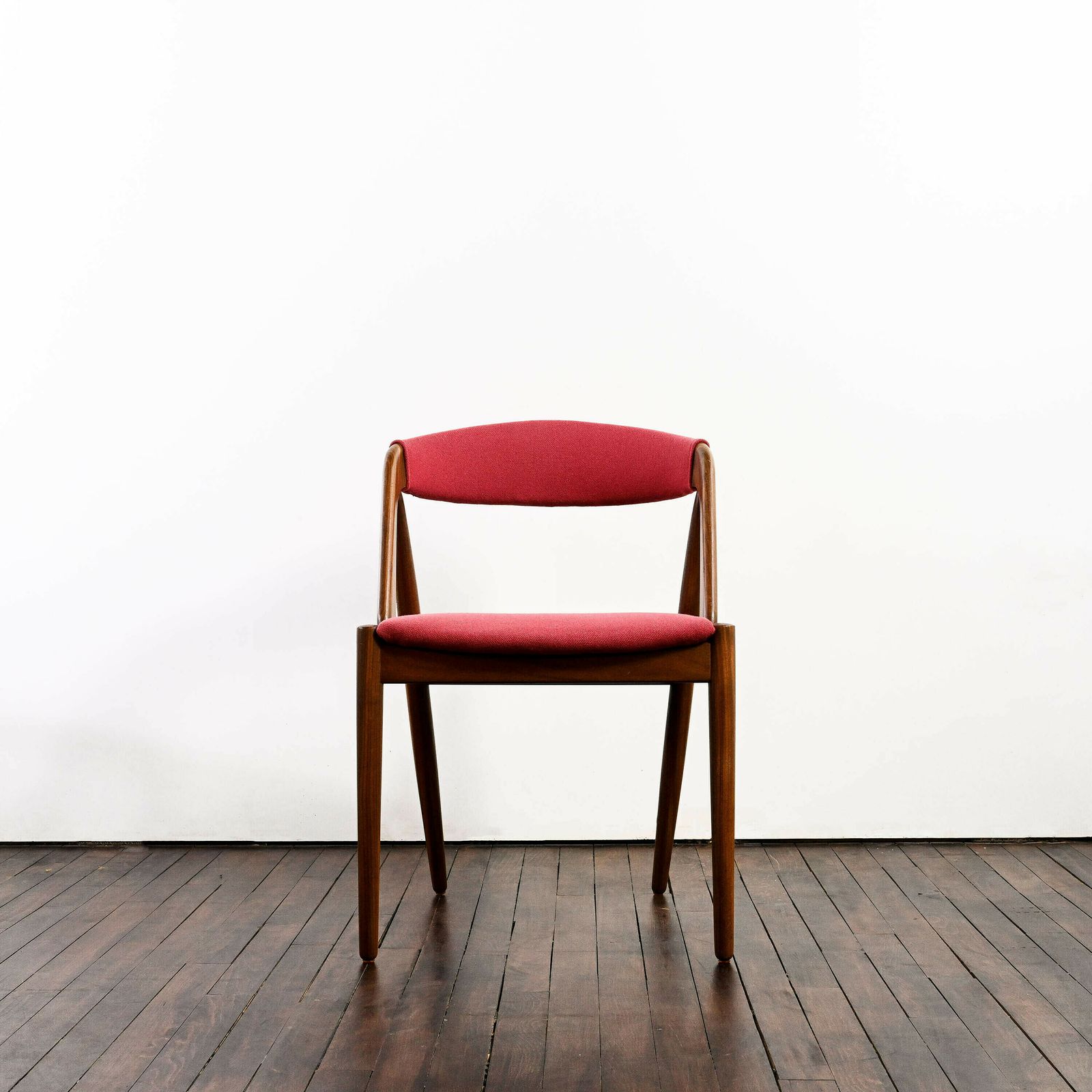 Set Of 4 Kai Kristiansen Teak Chairs Model 31 photo furniture