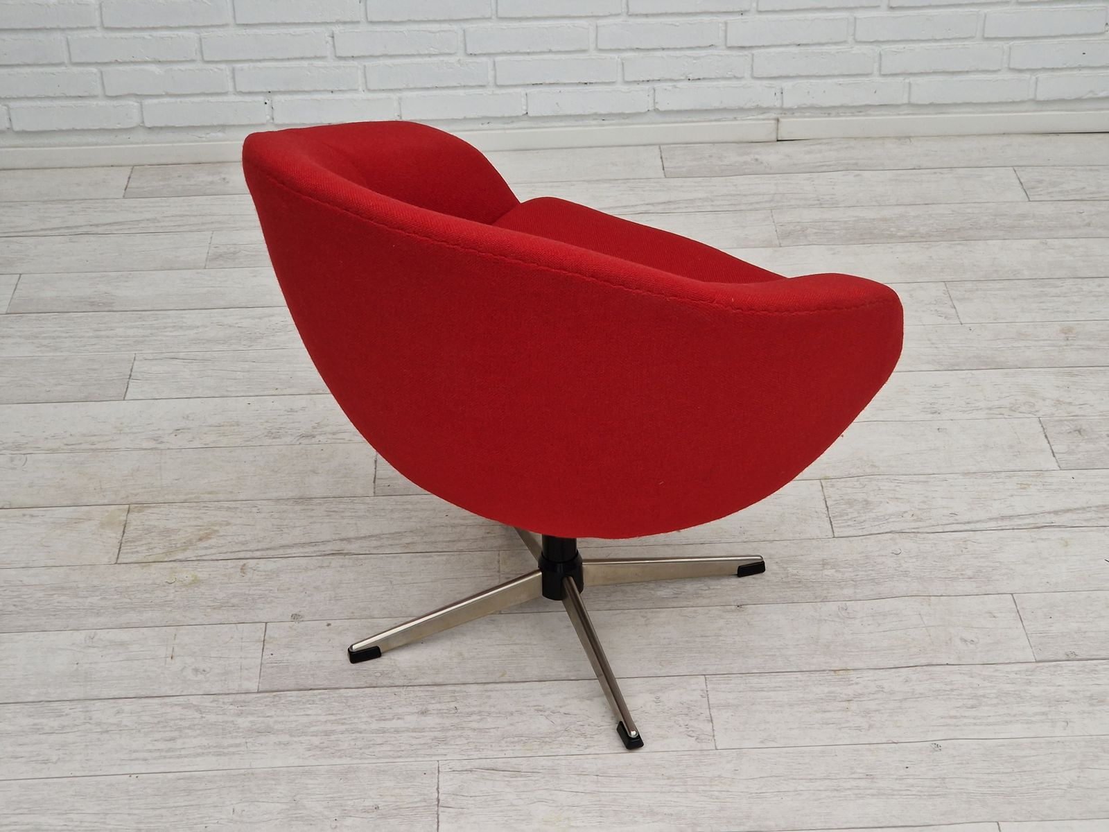 1960s, Scandinavian Design By Karl Eric Klote, Swivel Lounge Chair, Furniture Wool. photo vintage