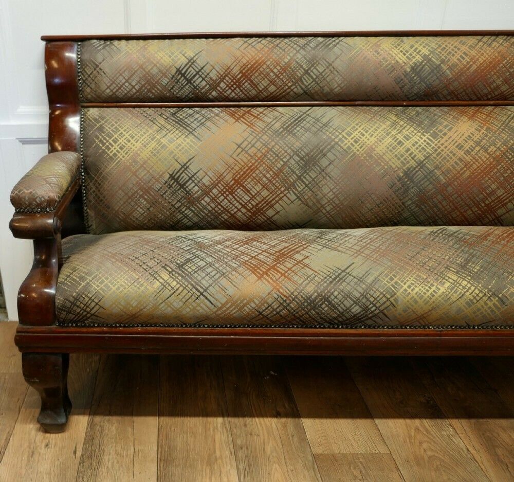 Long Waiting Room Seat Or Hall Bench photo vinterior