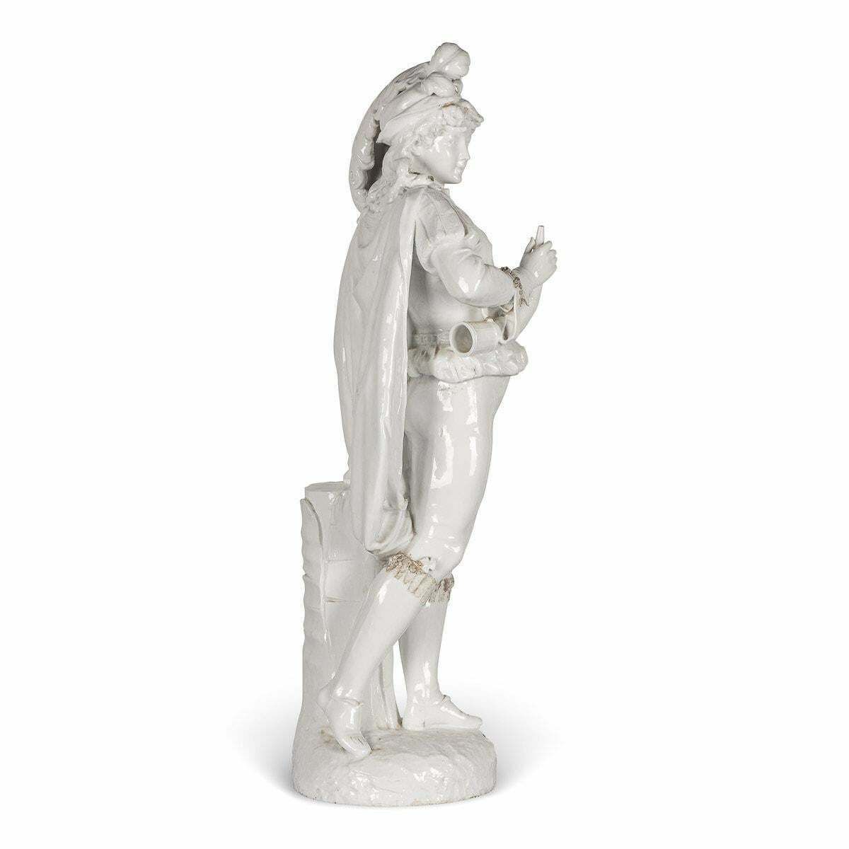 photo furniture 19th Century Capodimonte White Porcelain Figures, C.1890