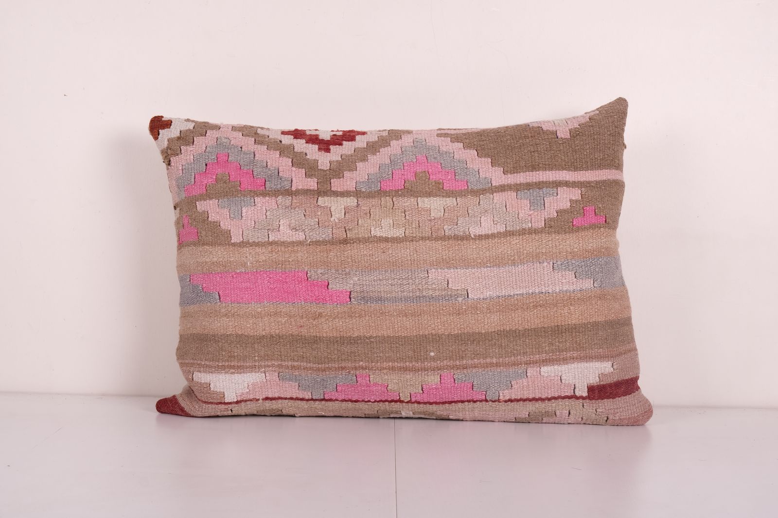 Queen Boho Woven Pink Bedding Kilim Pillow Cover, King Long , Farmhouse Bed Decor 20'' X 28''