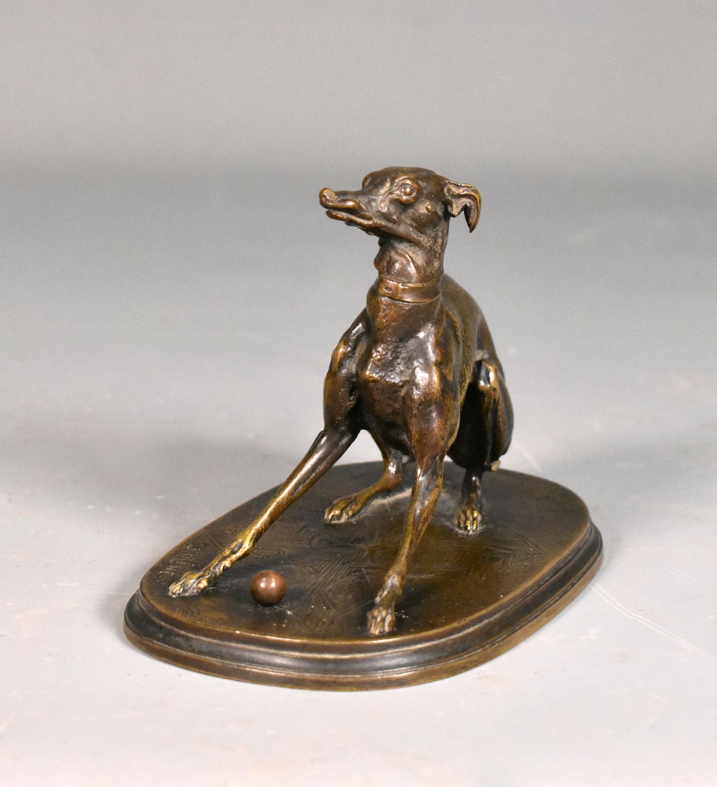 photo furniture Greyhound With Ball In Bronze By Pierre Jules Mène (1810 1879)