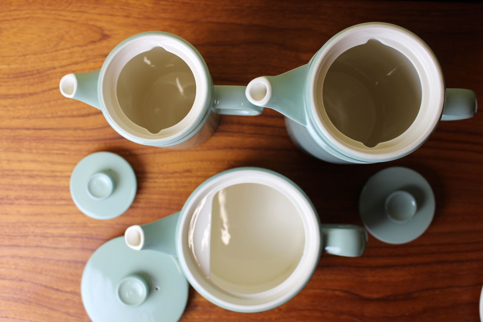 22 Piece 1960’s/70’s Wedgwood Barlaston Green Tea And Coffee Set photo for sale