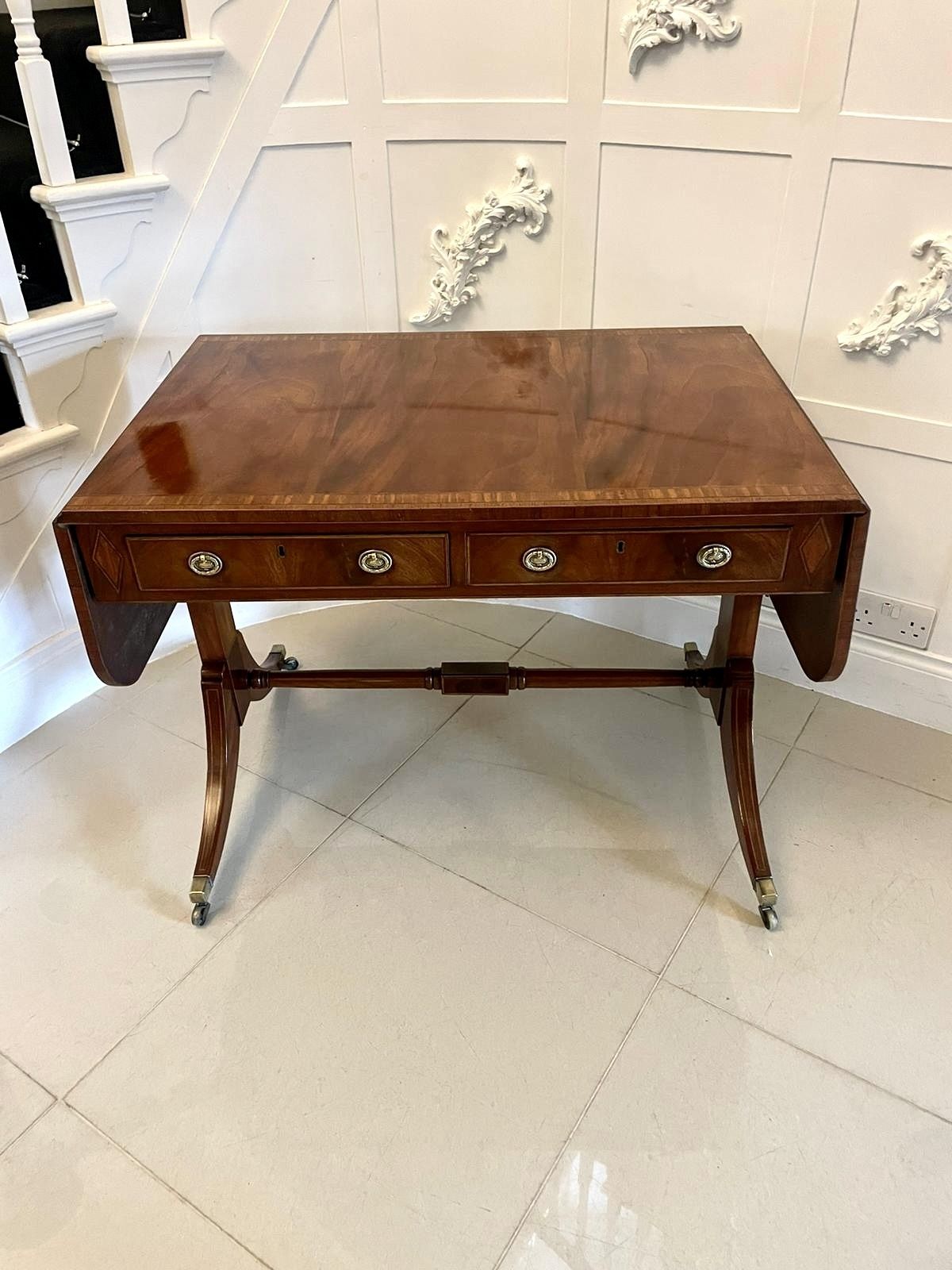 Outstanding Antique Early 20th Century Freestanding Mahogany Table