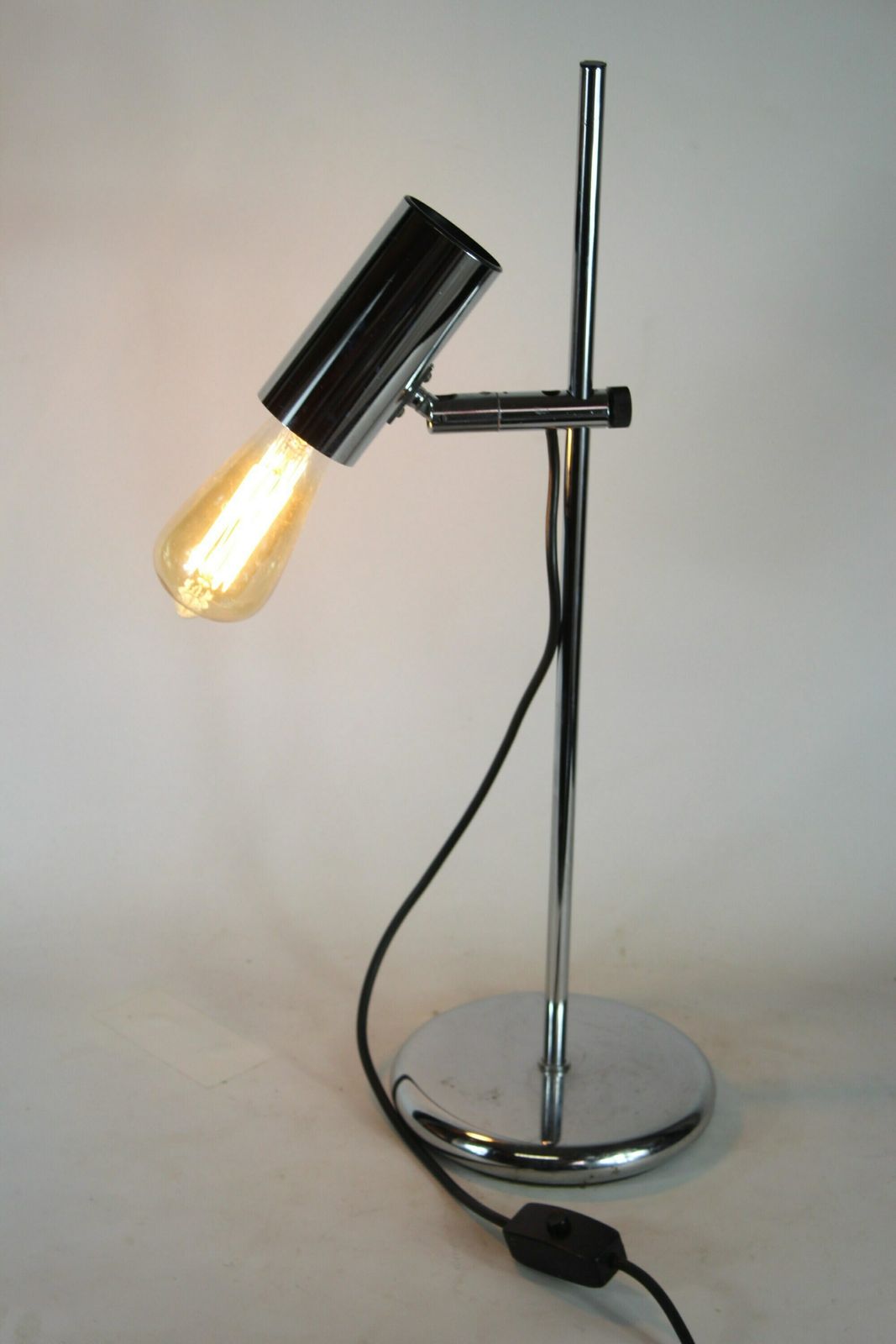 Chromen Bureaulamp | Ca. Jaren 1980 | Volledig Verstelbaar photo furniture