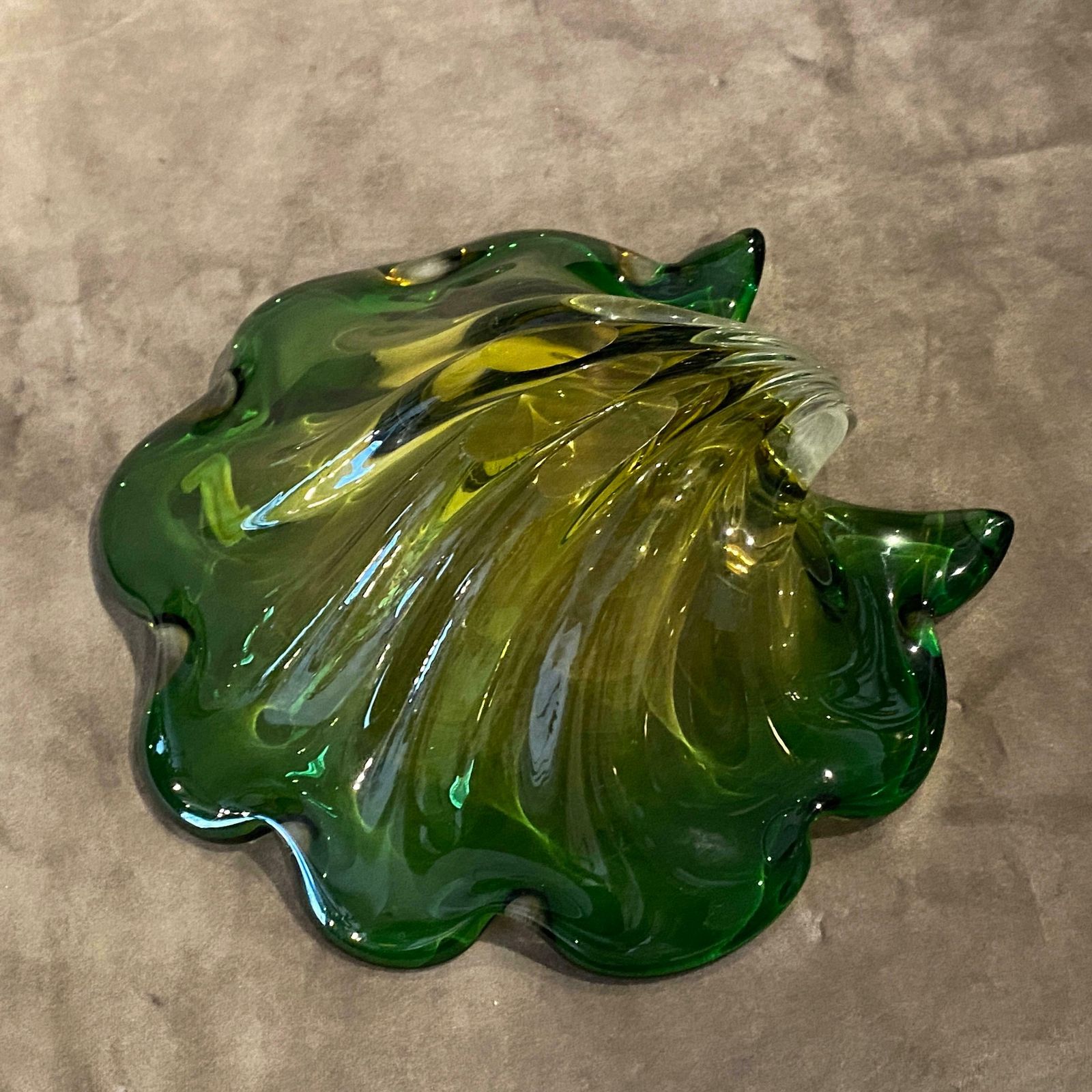 1970s Mid Century Modern Green And Yellow Murano Glass Sea Shell Bowl By Seguso photo buy