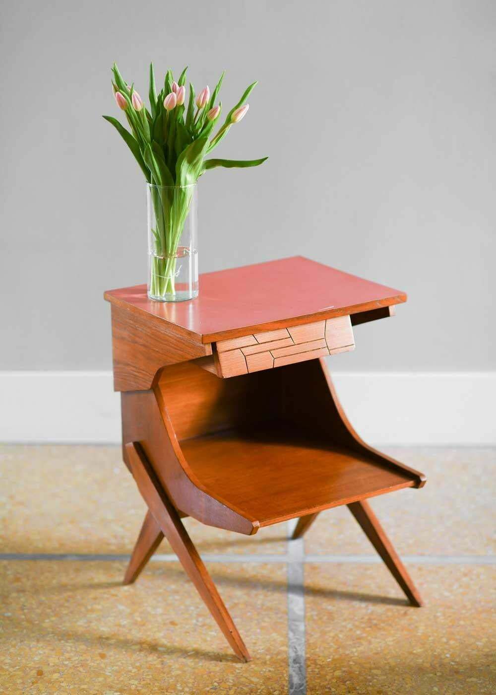 photo furniture Pair Of Wooden Bedside Tables With Coloured Formica Top 1950 (Set Of 2)