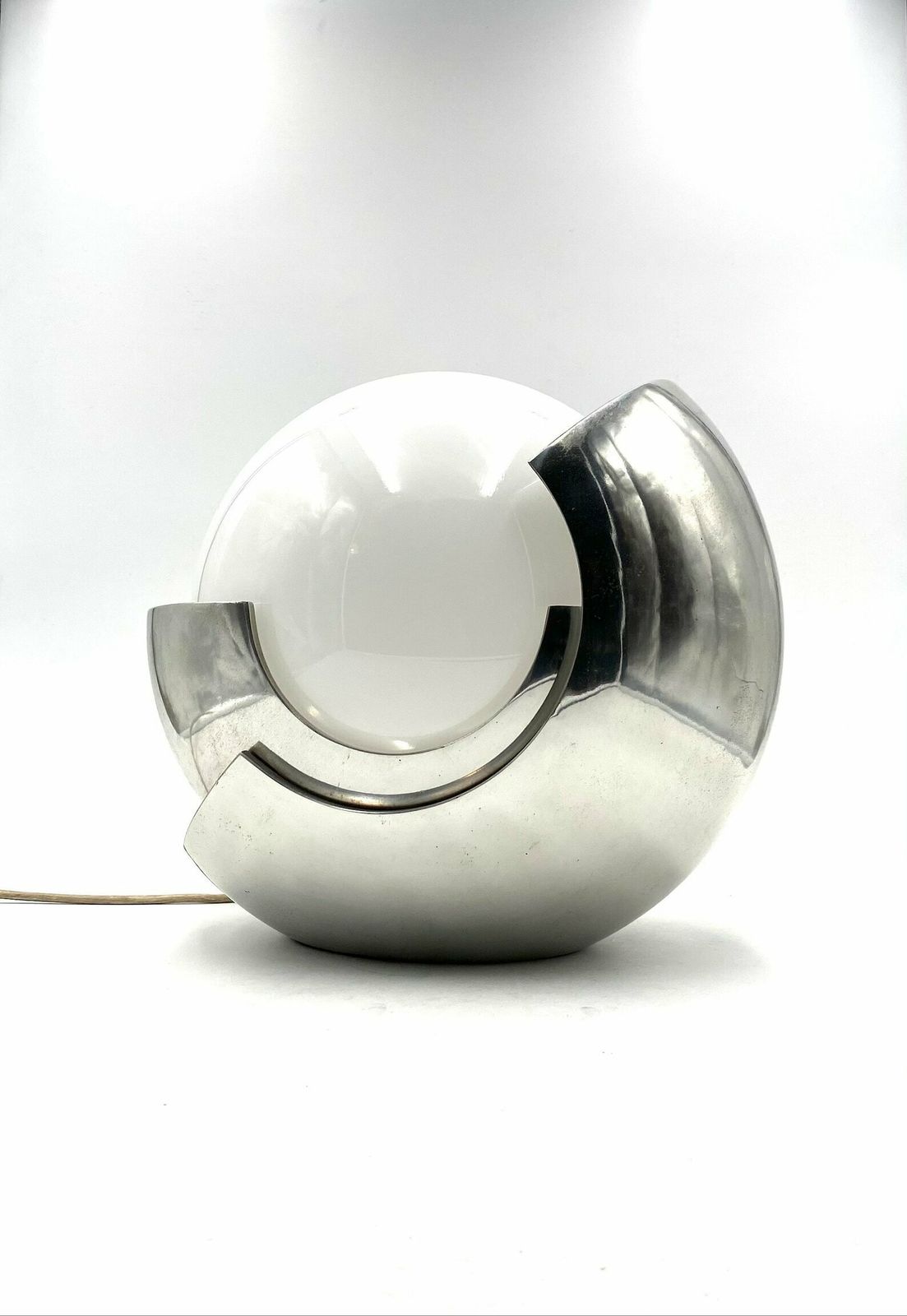 Giacomo Benevelli, 'Roto' Sculptural Table Lamp, Gaetano Missaglia 1970, Original Signature photo vinterior