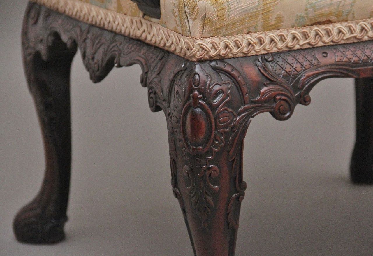 photo vinterior 19th Century Carved Mahogany Library Armchair In The Chippendale Style