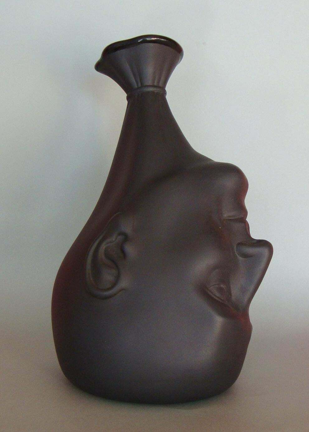 Ilona Romule Vase. A Man's Head (Black) Porcelain photo furniture