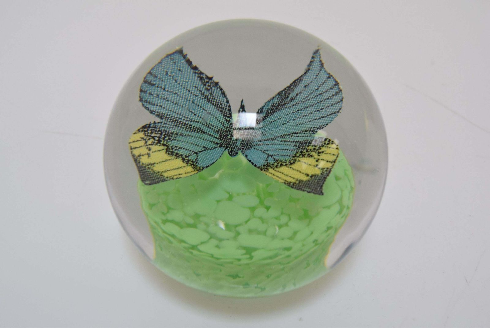 Art Glass Paperweight, Glasswork Novy Bor, 1950's. photo 389.0