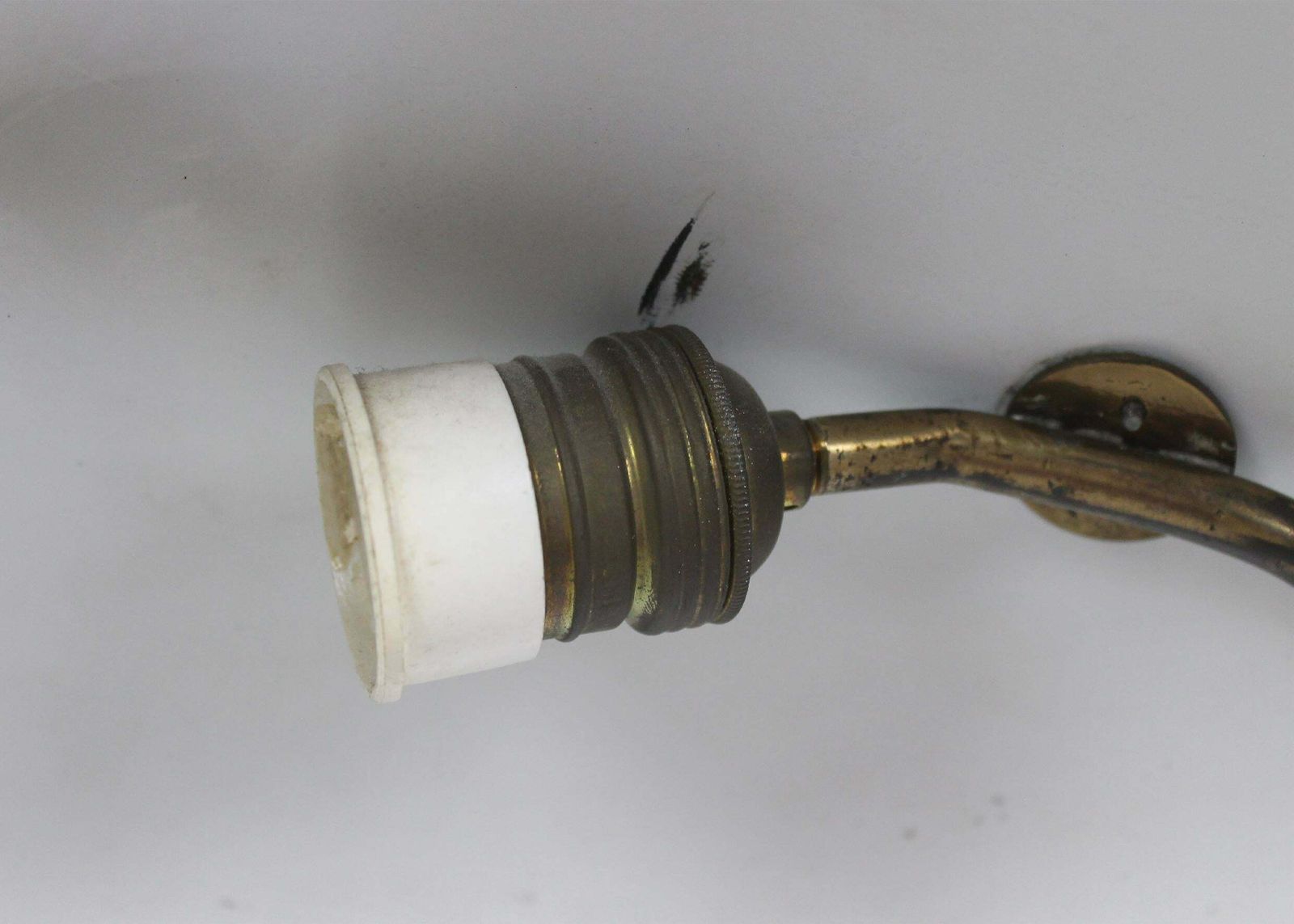 Mid Century Modern Table Lamp In Red Lacquered Metal Italian Manufacture 1950s photo buy